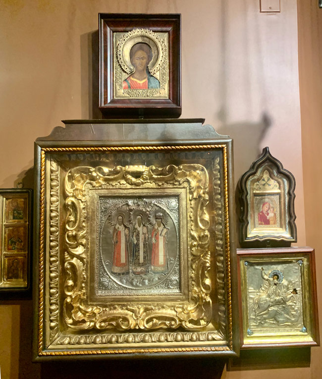 Encountering Icons And Angels New York Social Diary