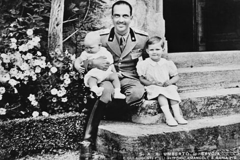 Crown Prince Umberto of Italy, Prince of Savoy and Piedmont (later King Umberto II of Italy, the May King) and two of his four children: Maria Pia (right) and Vittorio Emanuele (left).