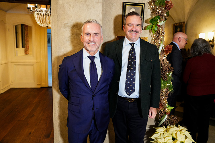 Tom Vecchione, Tom Baione