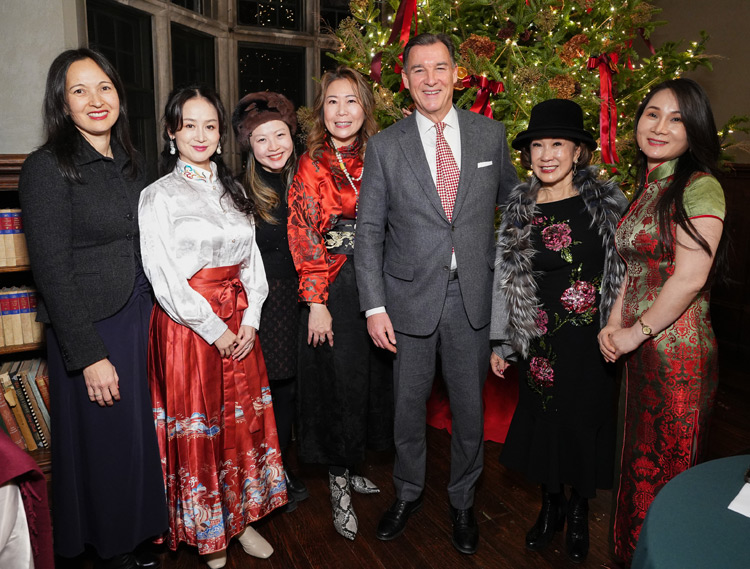 Gina Wouters, Baobao Lin, Cissy Shi, Amy Xu, Tom Suozzi, Rita Shi, Jenny Chen