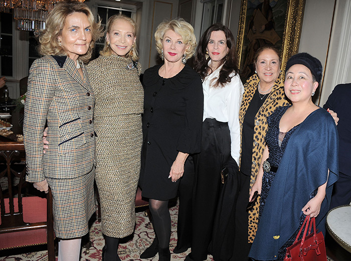 Mar Morosse, Suzan Kremer, Paola Bacchini, Carole Bellidora Westfall, Lynette Dallas and Noelle Xie 