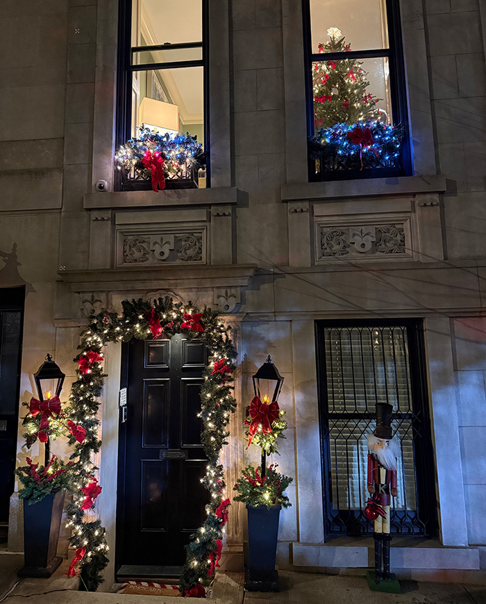 Still glowing, still magic: The Christmas spirit in the city.