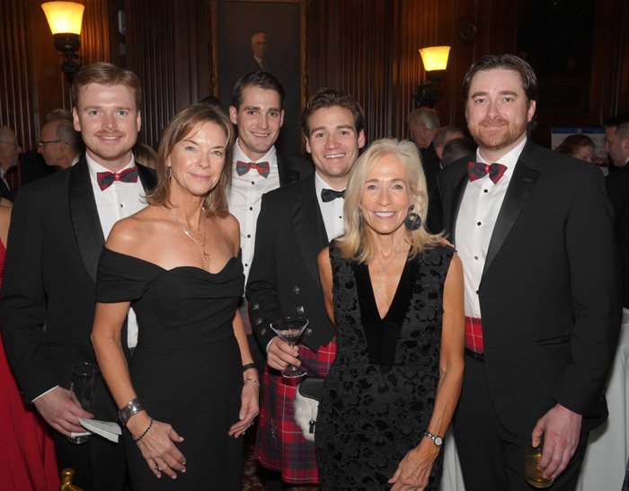 Duncan Fraser, Liz Fraser Lincoln, Amy Fraser, Peter Lincoln, Will Lincoln, Angus William Fraser