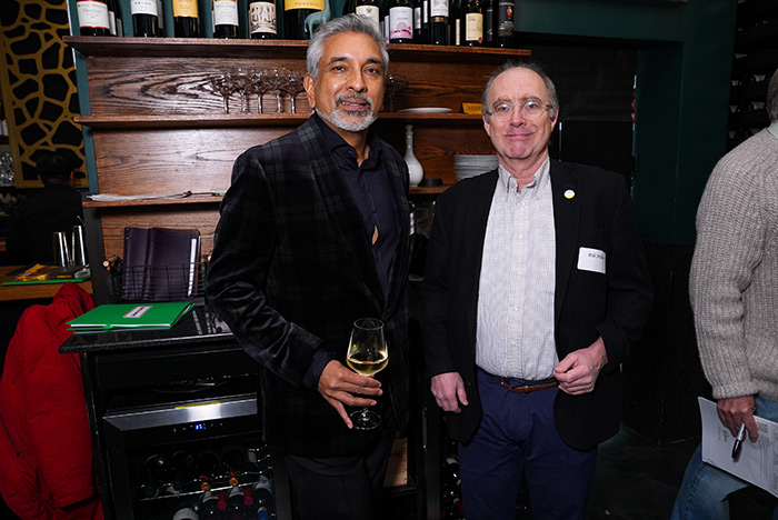 Vishan Chakbarti, Billy Millard SZ904400