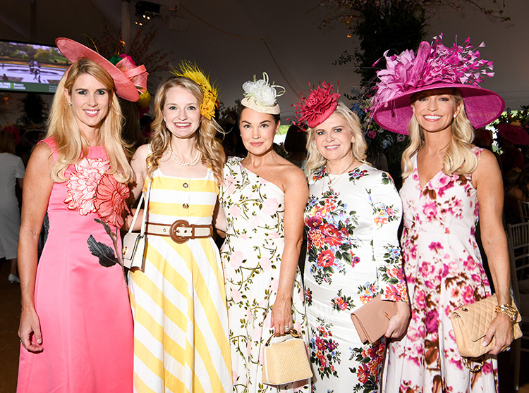 Elizabeth Darst, Virginia Harper Breen, Dustee Jenkins, Whitney Mogavero, and Ainsley Earhardt